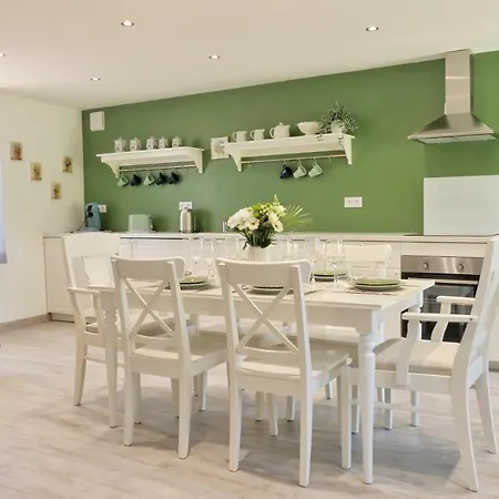 Malis'house - &